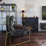 Apartmán Loft Gryfita - Butikowy Z Kominkiem, Blisko Plazy, 2-poziomowy *