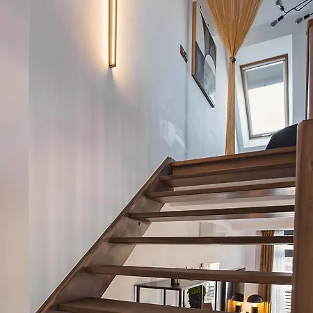 Loft Gryfita - Butikowy Blisko Plazy, 2-poziomowy Apartamento Szczecinek