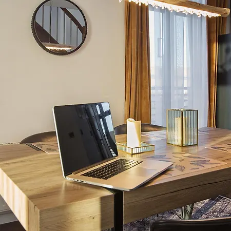 Loft Gryfita - Butikowy Blisko Plazy, 2-poziomowy Apartamento Szczecinek