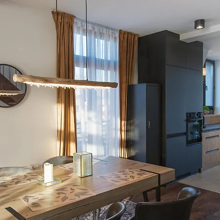 Loft Gryfita - Butikowy Blisko Plazy, 2-poziomowy