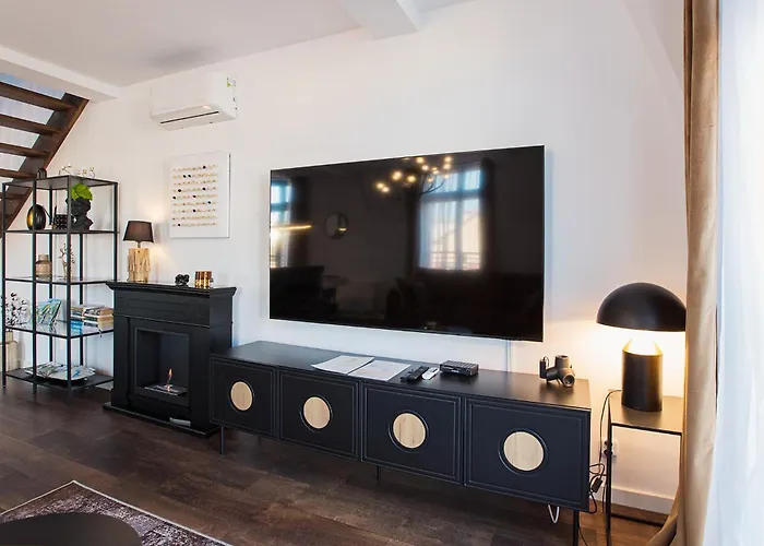 Apartament Loft Gryfita - Butikowy Z Kominkiem, Blisko Plazy, 2-poziomowy *